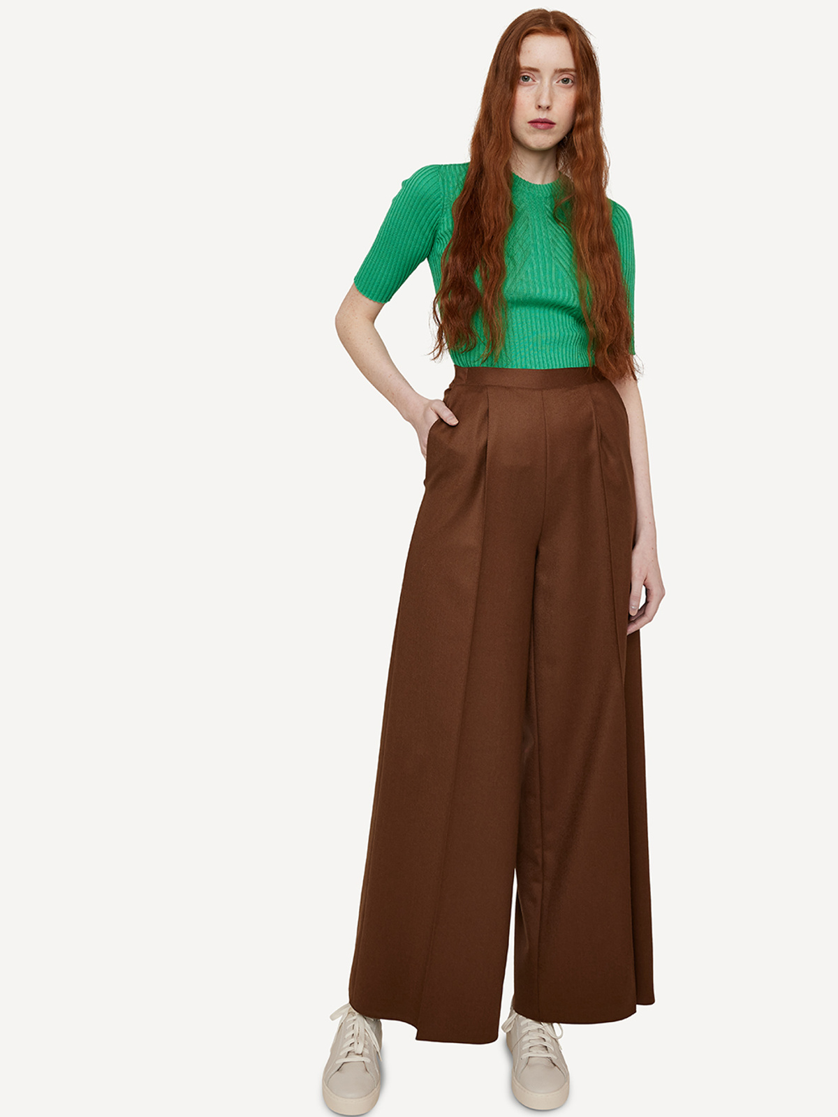 Monochrome motif trousers image #1