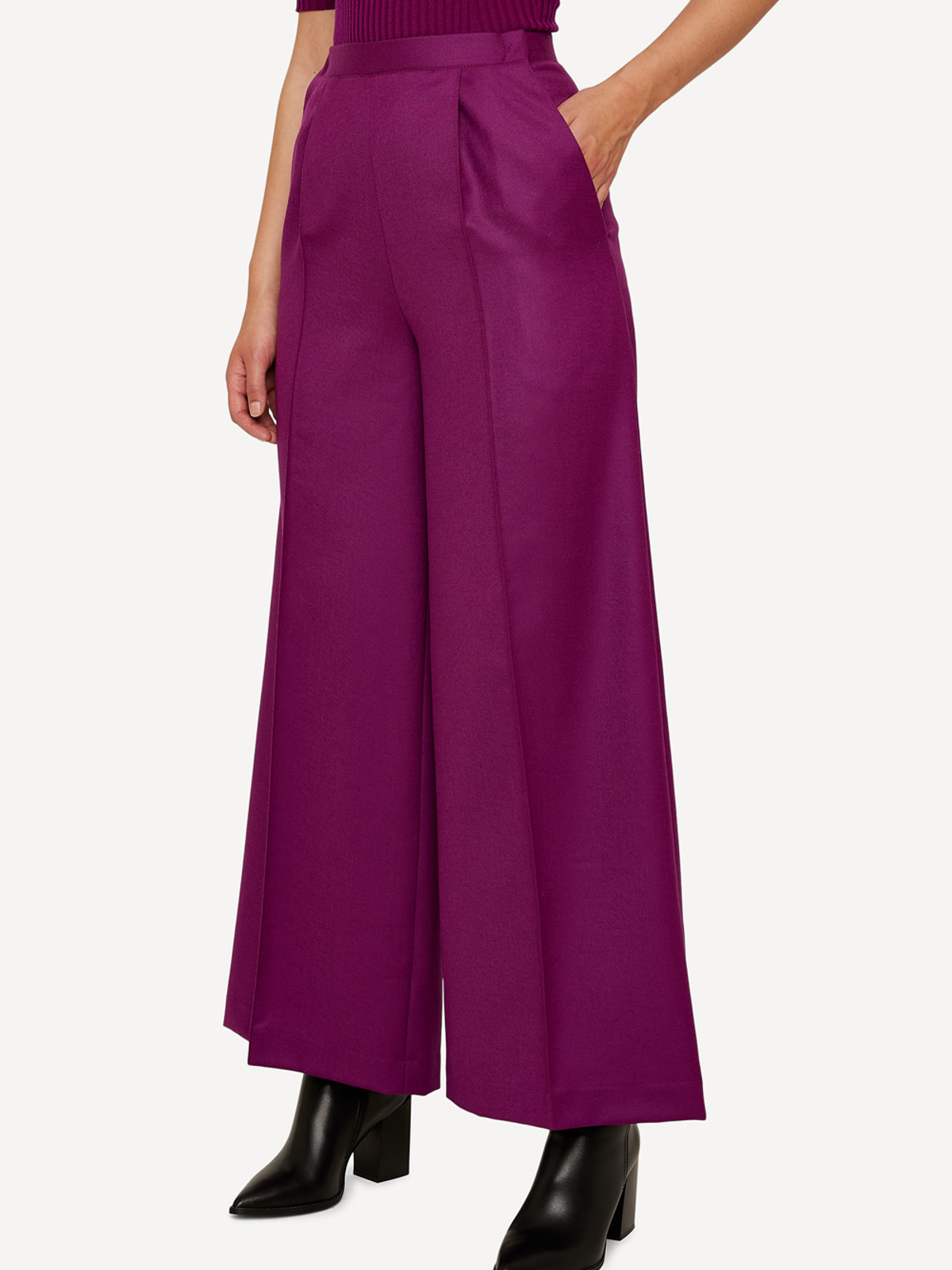 Monochrome motif trousers image #2