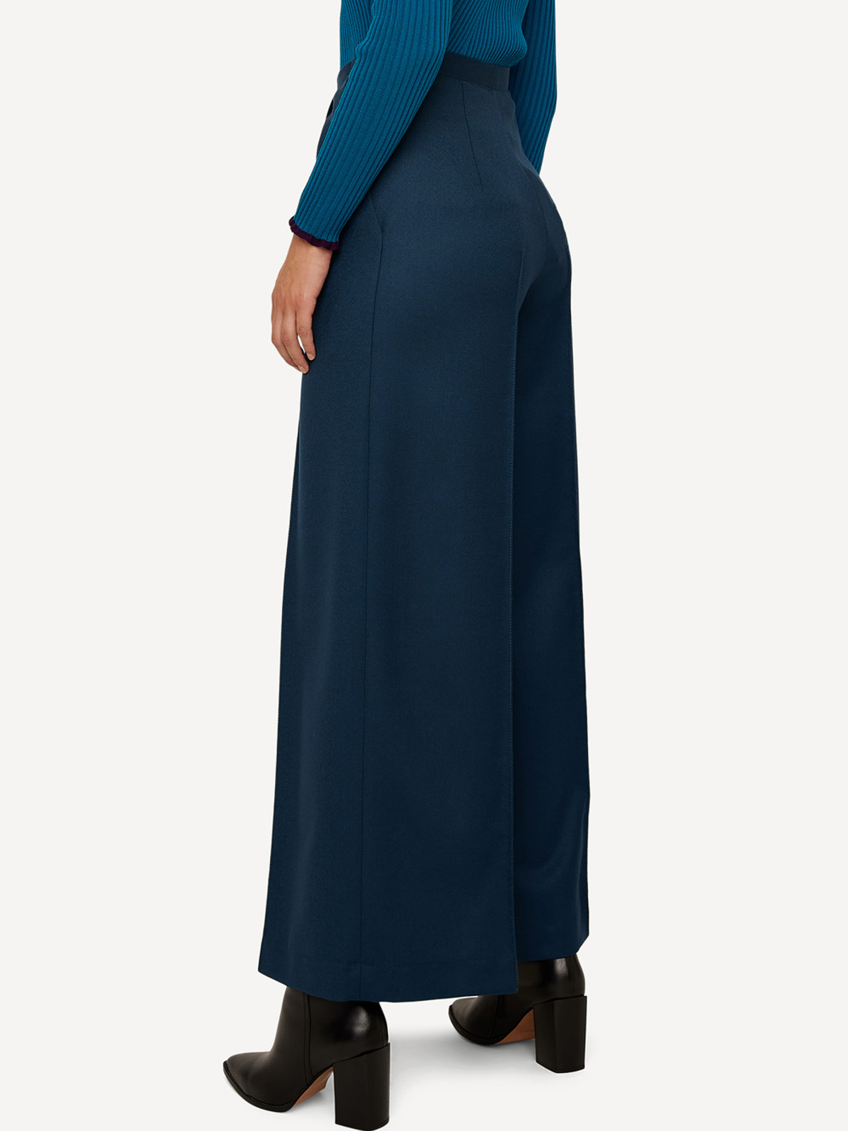 Monochrome motif trousers image #3