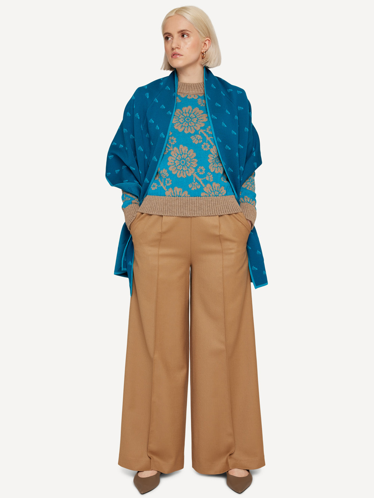 Upward, onward cape image #3