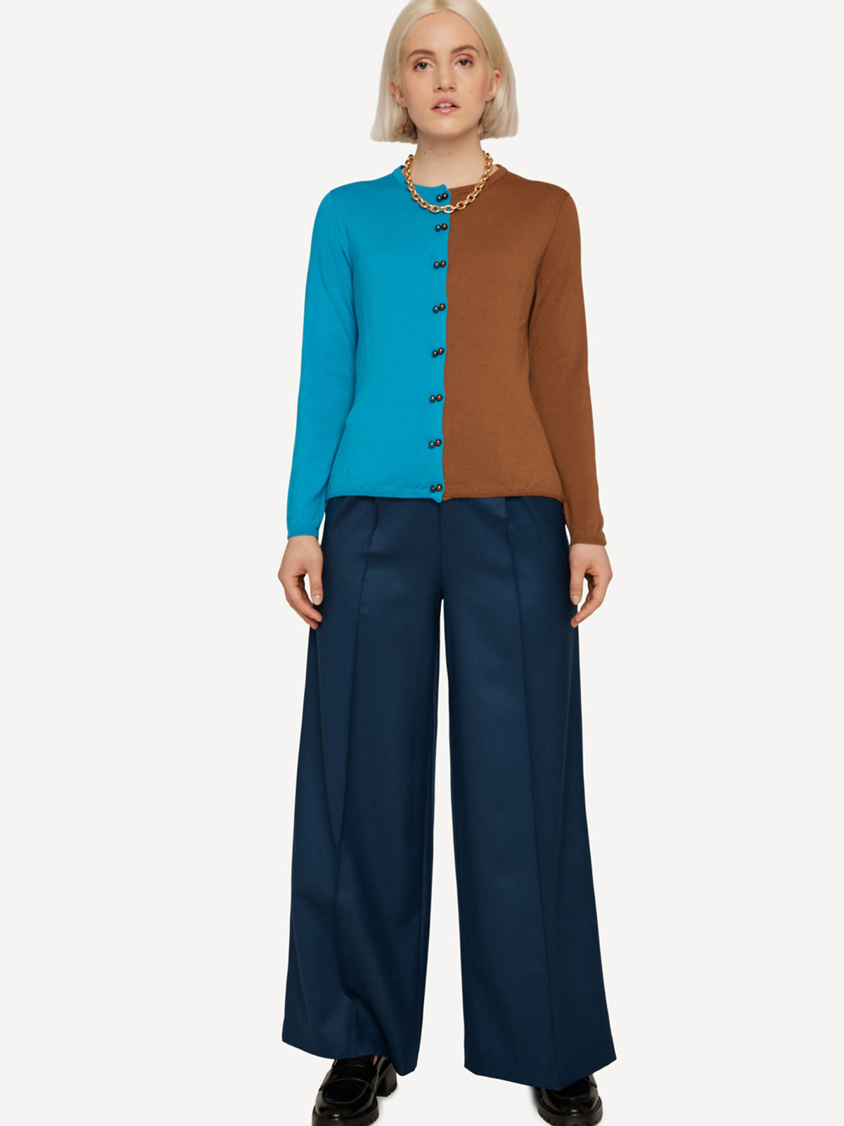 Complementary cardigan image #3