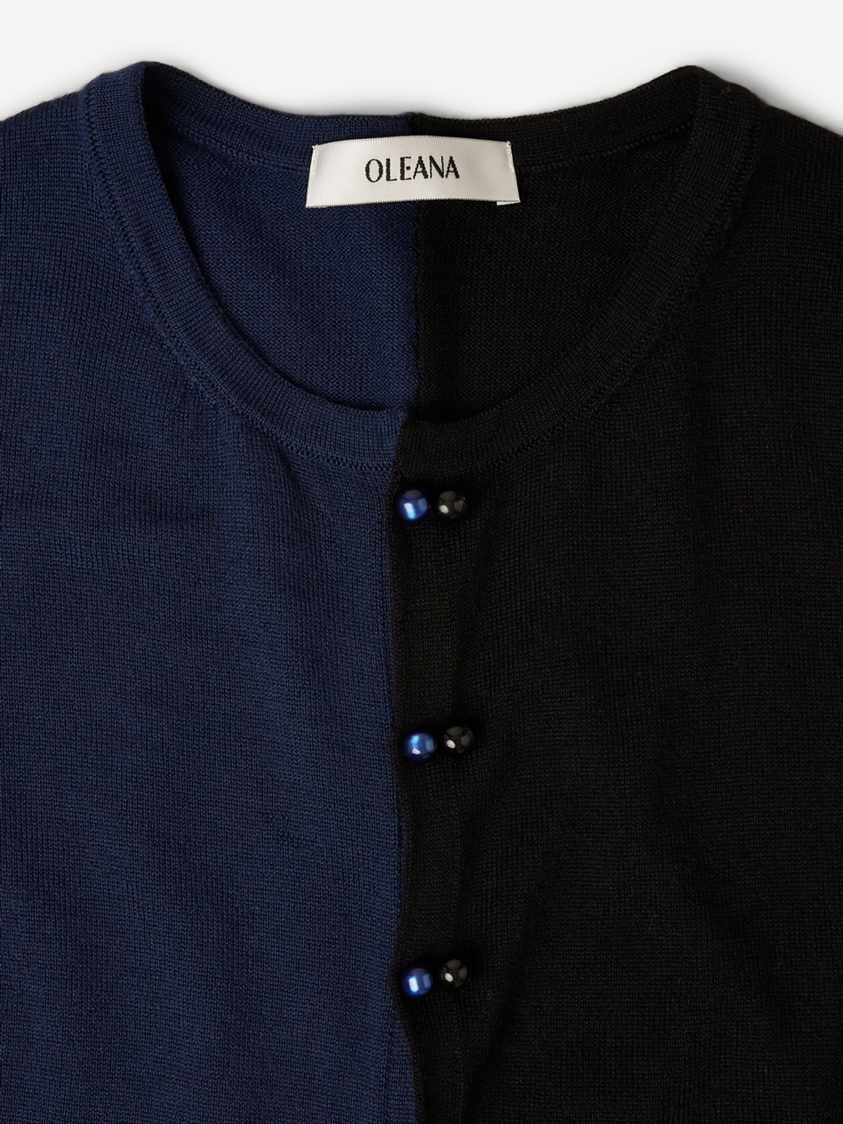 Complementary cardigan image #5