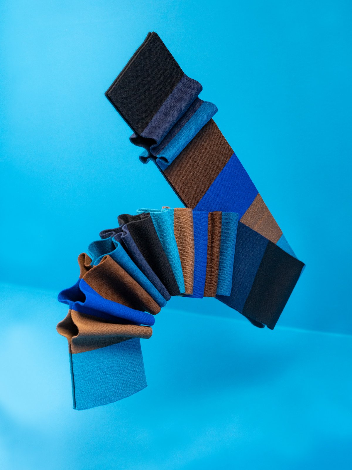 Bobbin scarf image #3