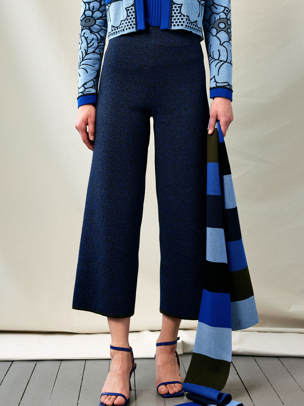 Bobbin scarf image #3