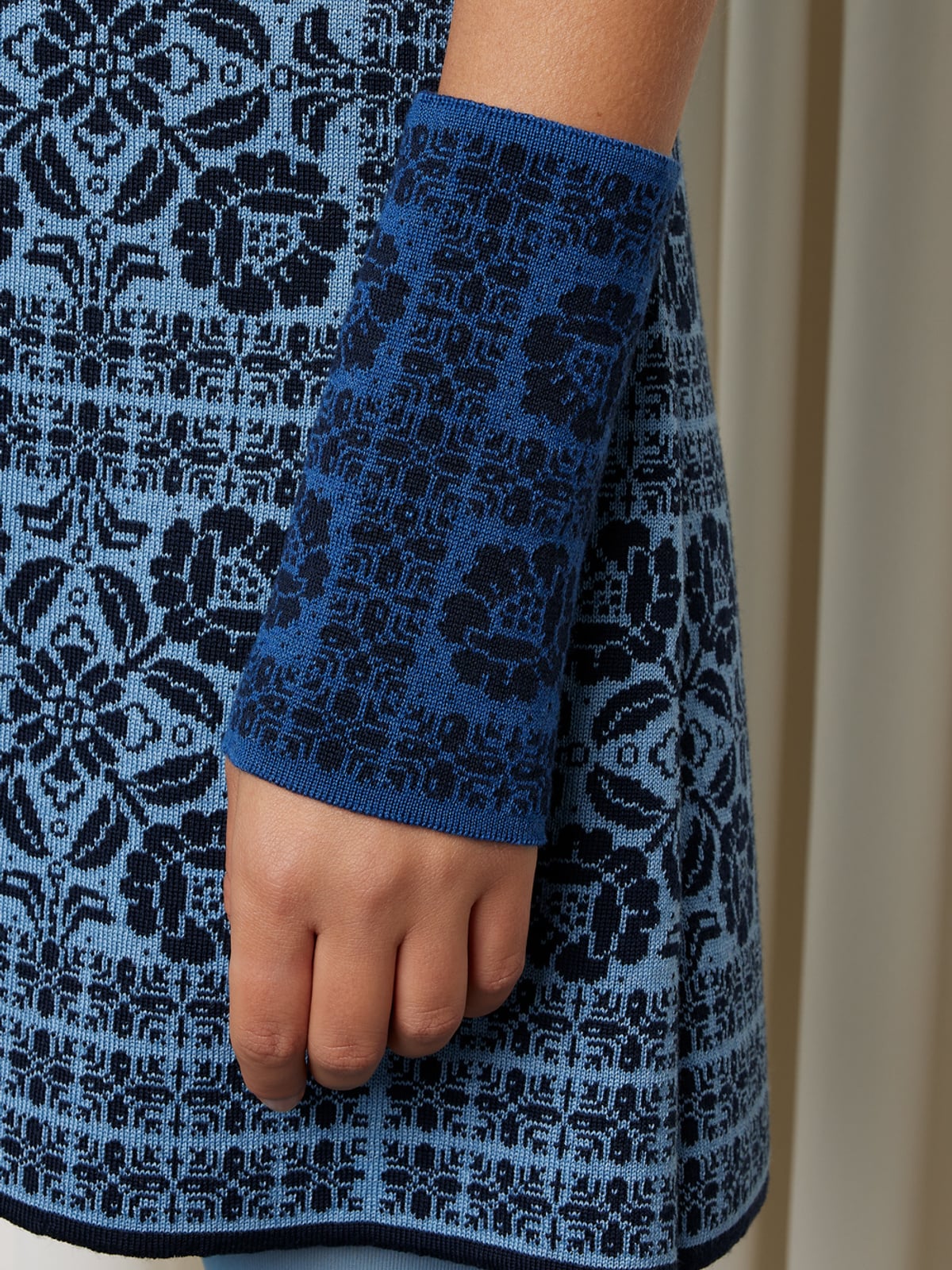 Oksana wristlets image #1