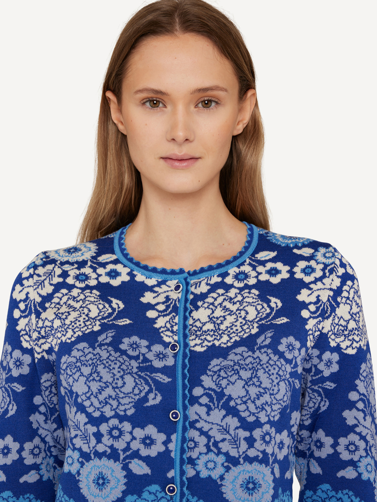 Porcelain cardigan image #4