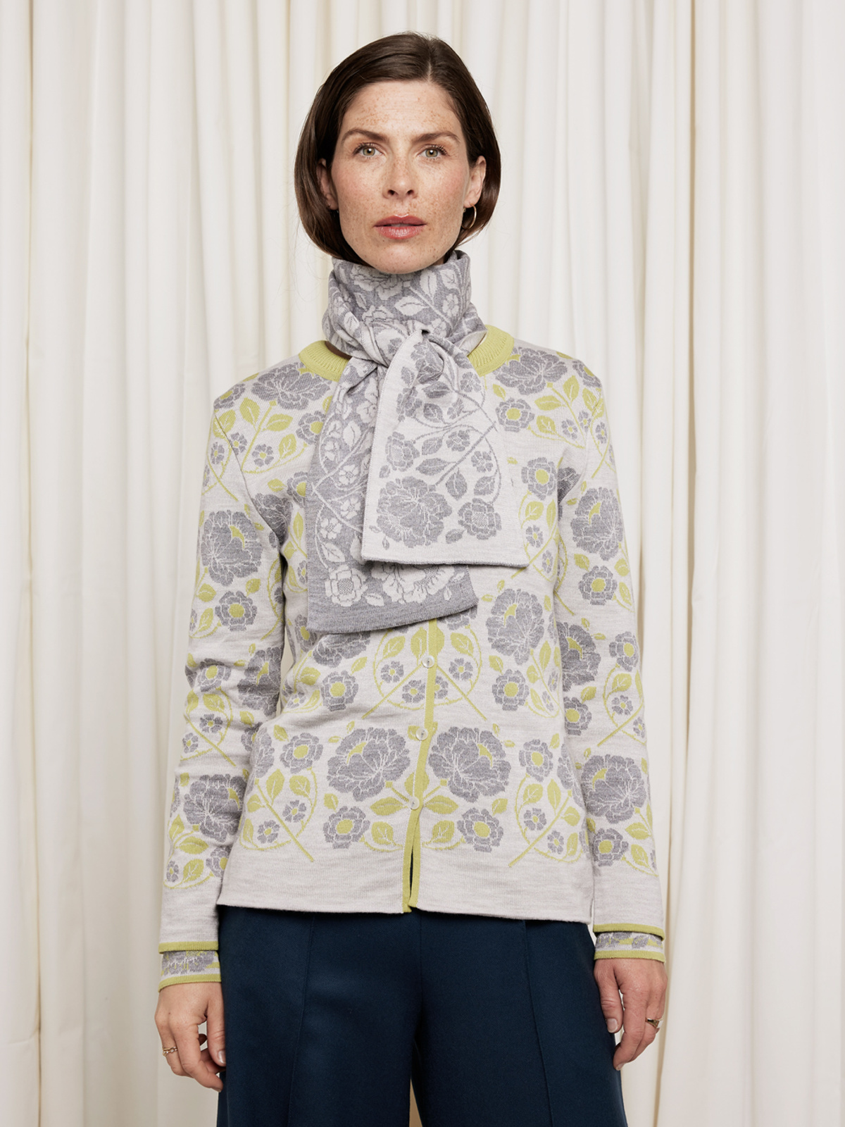 Hildegunn scarf image #4