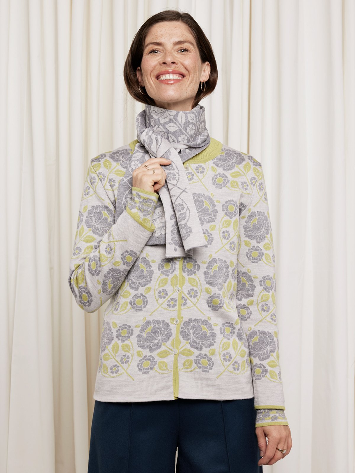 Hildegunn scarf image #5