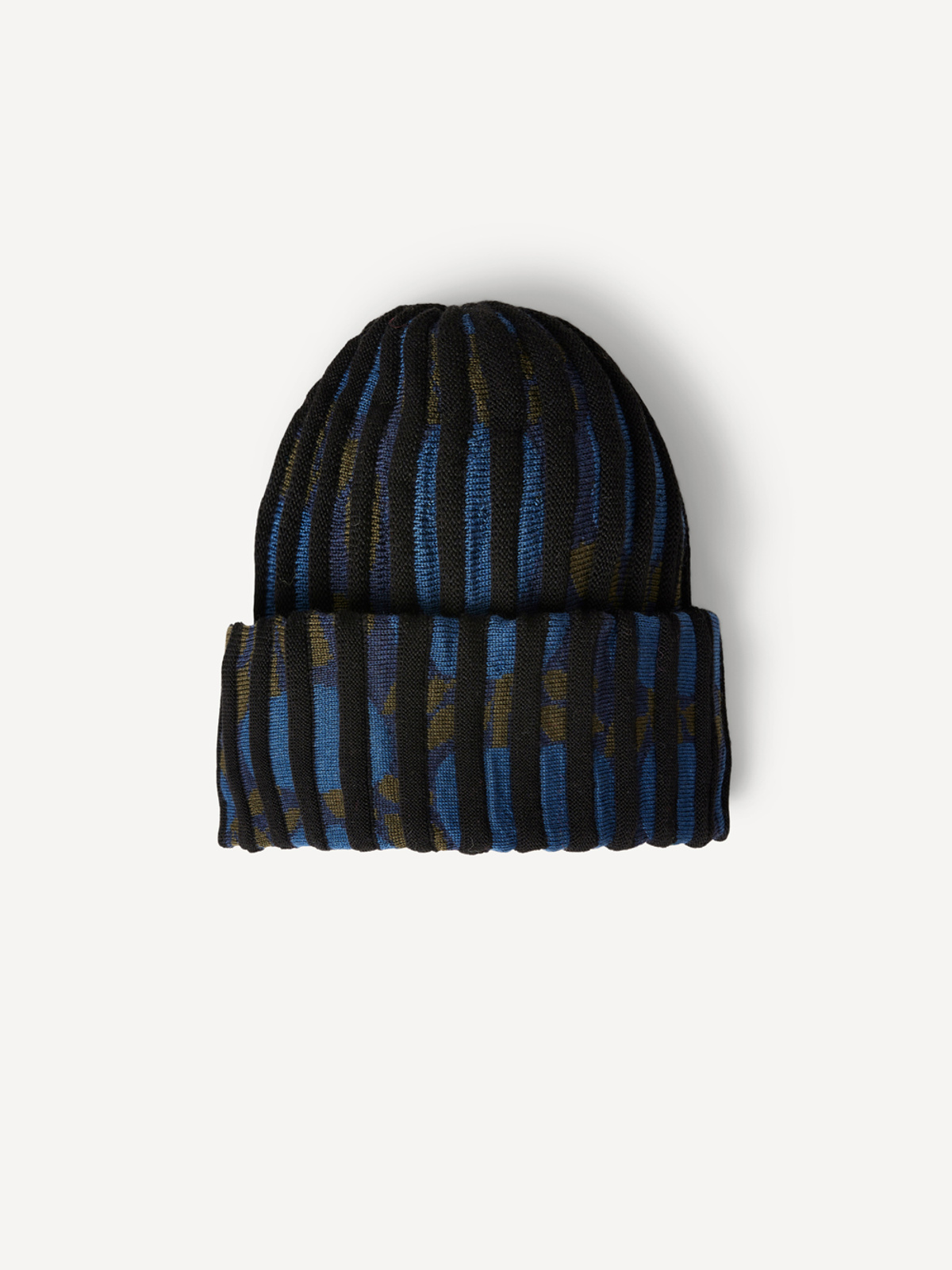 Breaking buds hat image #1