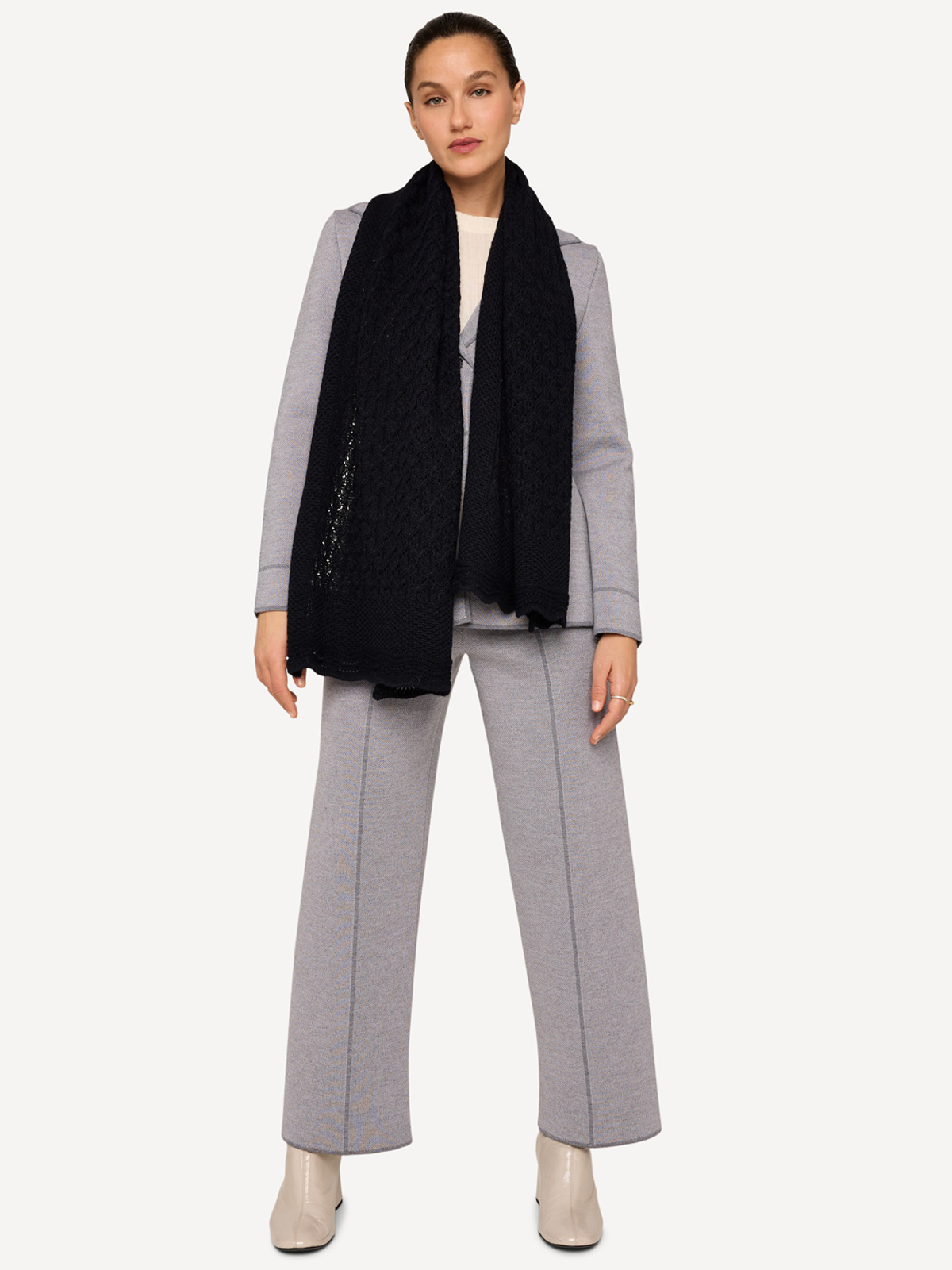 Soft structures throw image #2