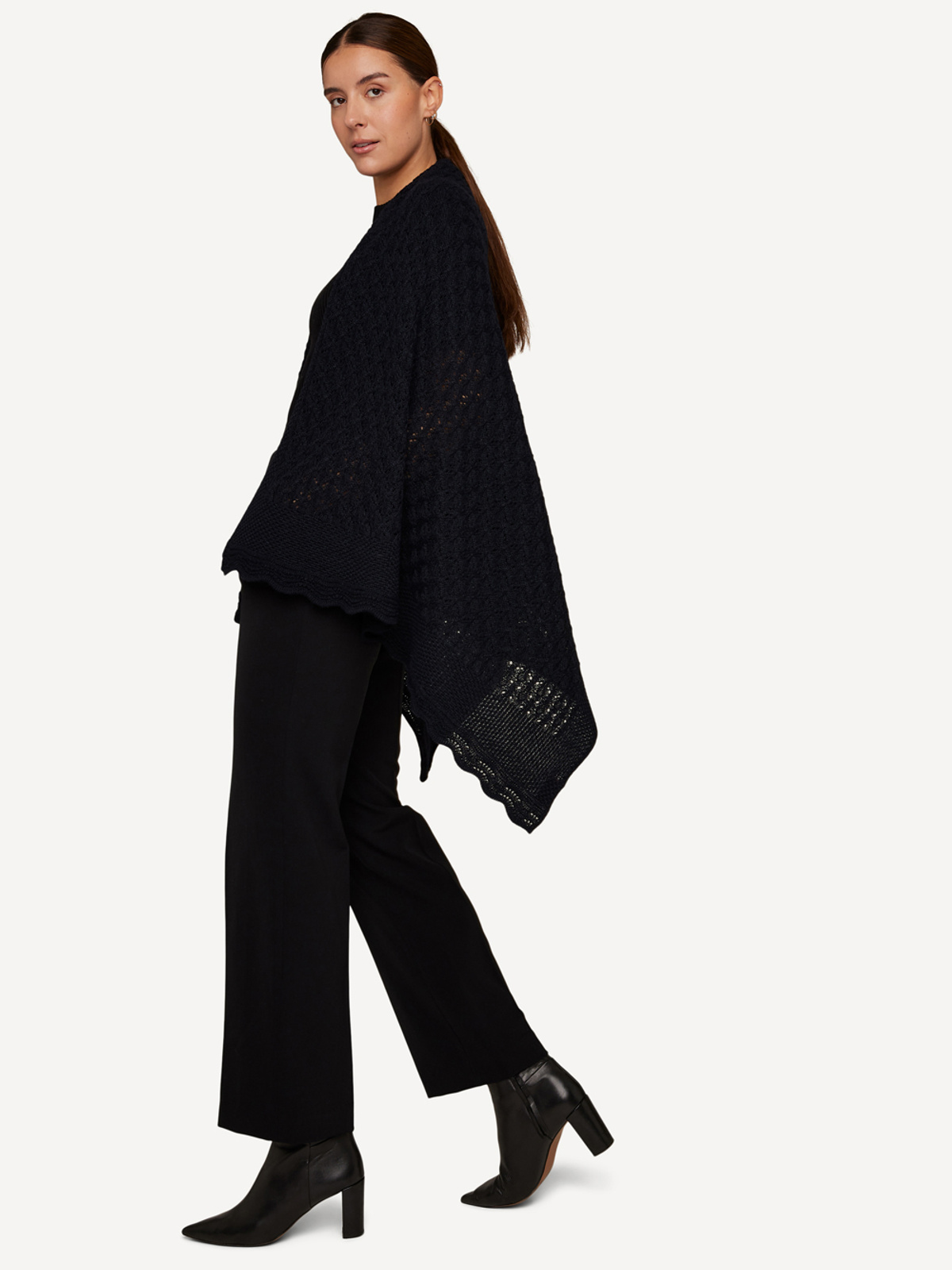 Soft structures throw image #4