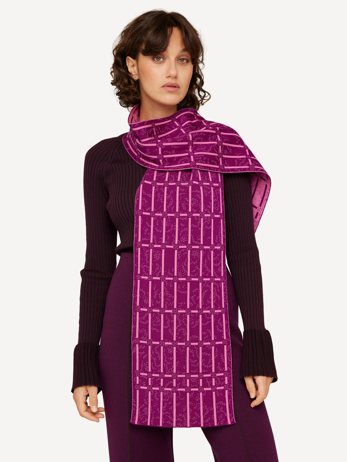 Garden grid scarf image #1