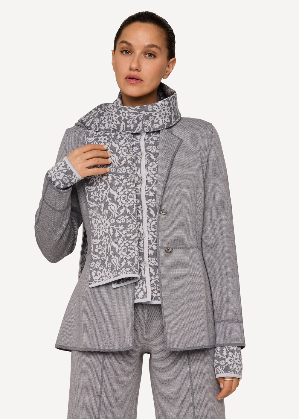 Signe scarf-Grey-1
