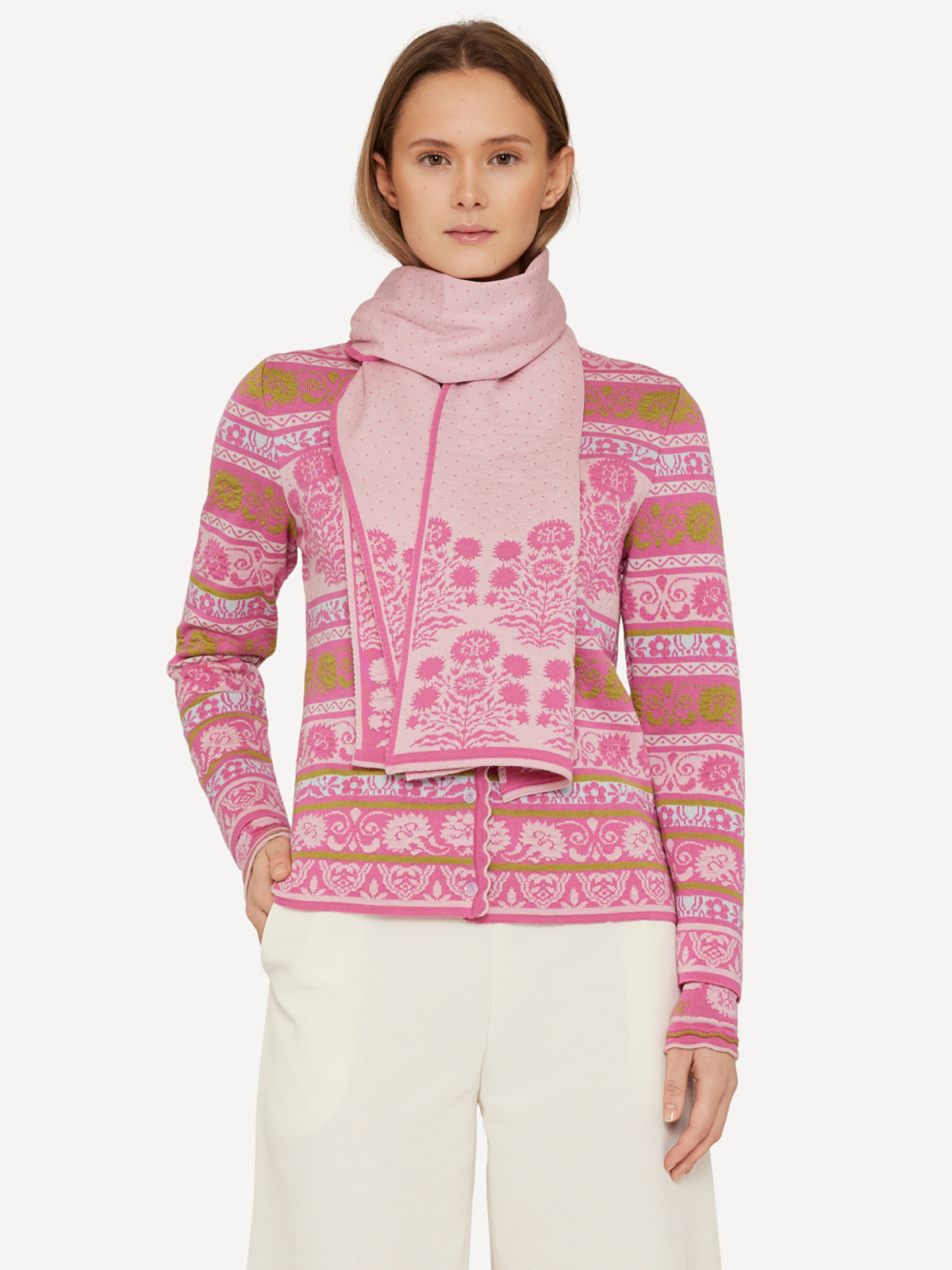 Alhambra scarf image #1