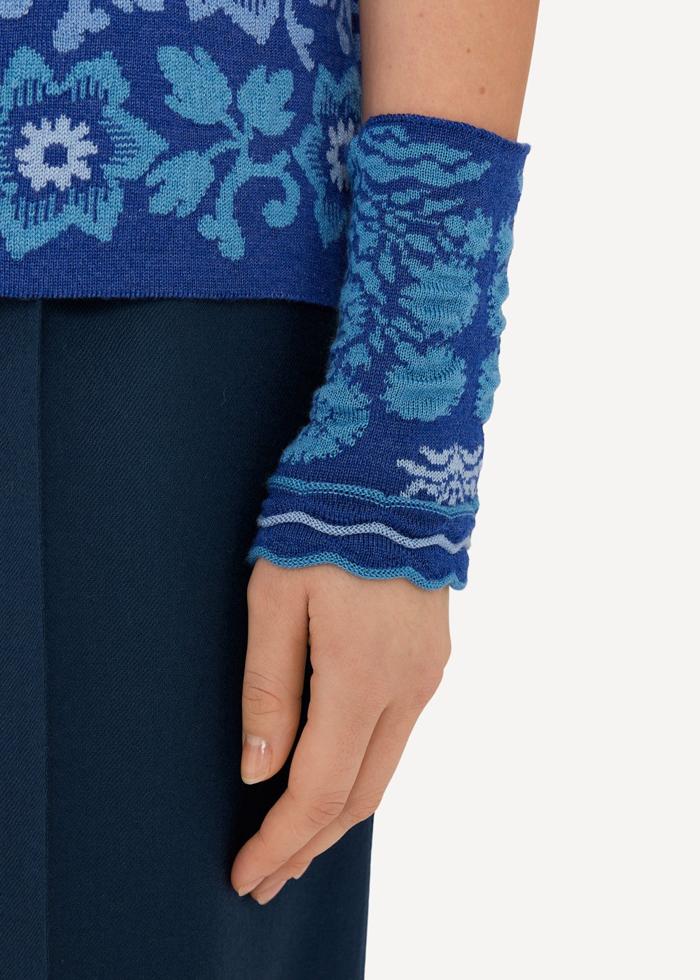 Alhambra wristlets, Blue image #1