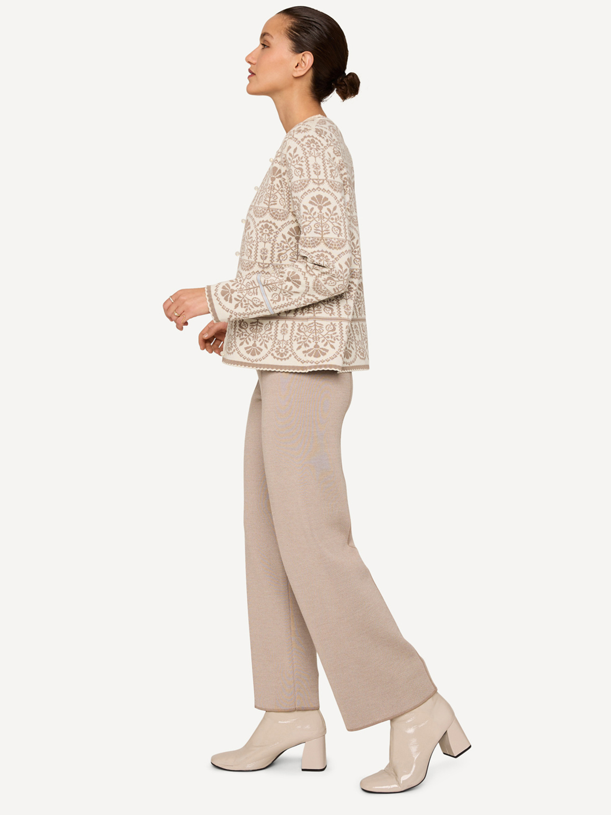 Oddrun cardigan image #3