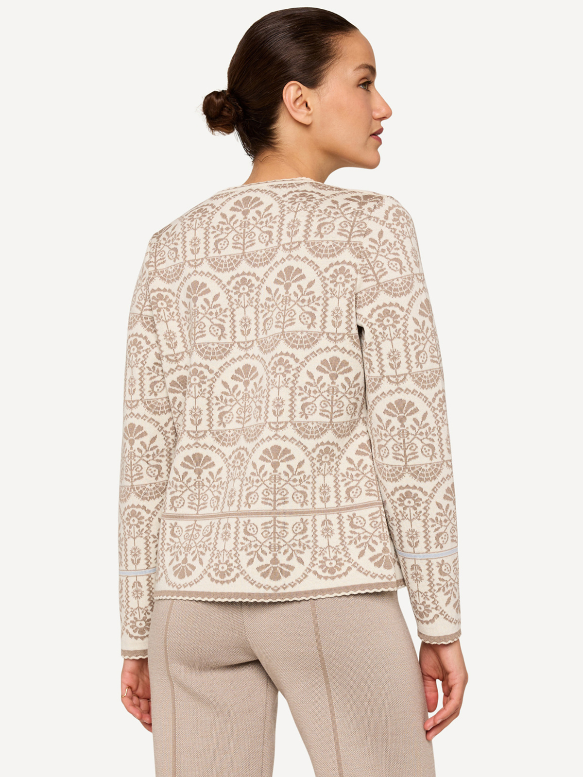 Oddrun cardigan image #2