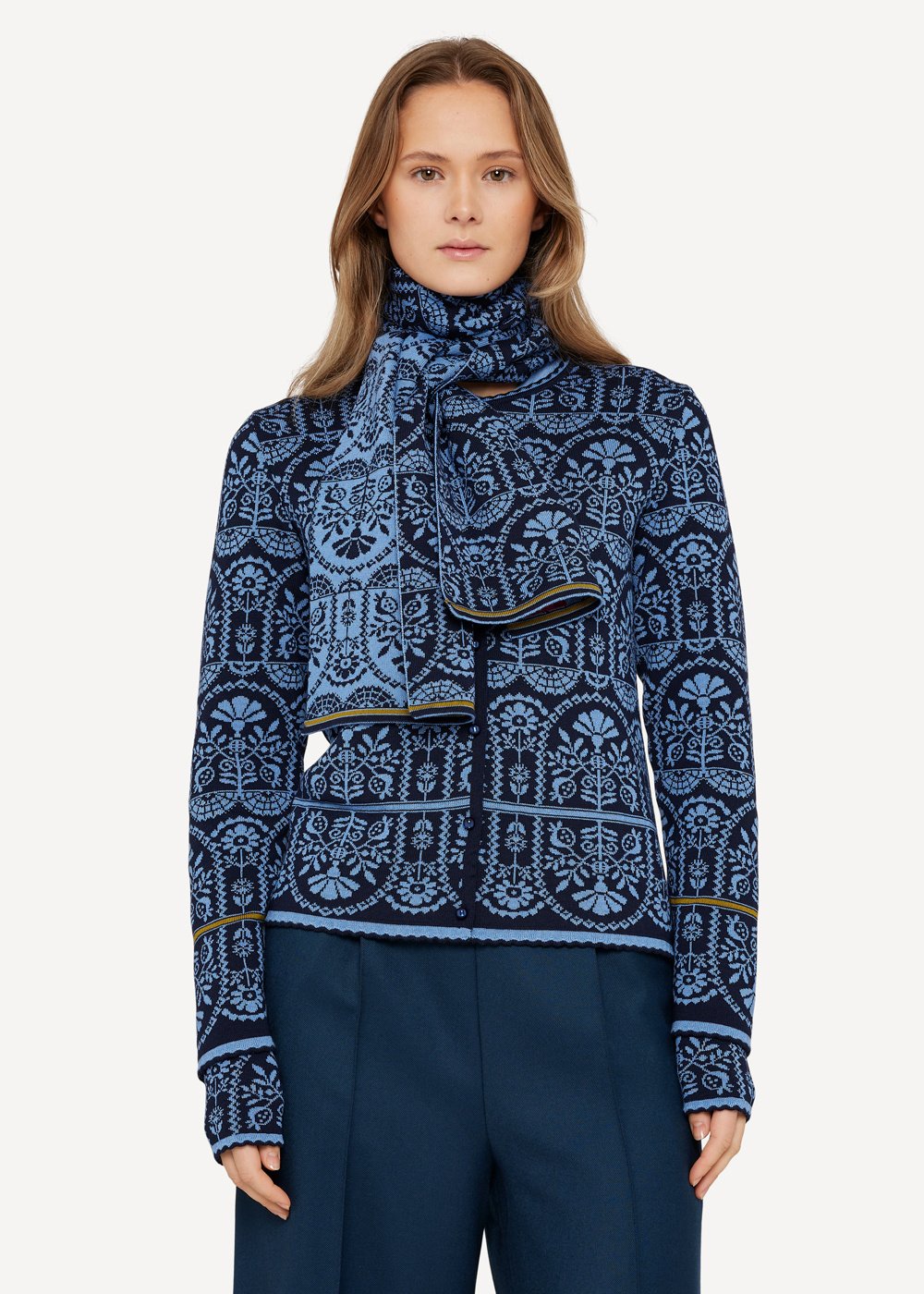 Oddrun scarf, Blue image #2