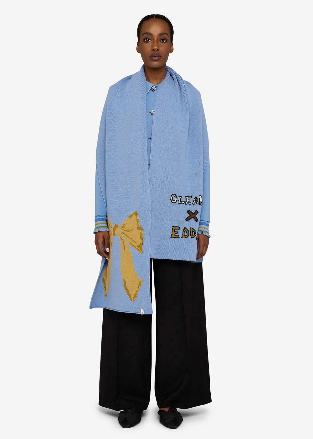 Henry skjerf, Light blue image #1