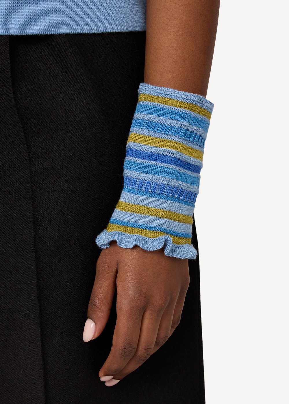 Madde pulsvanter, Light blue image #1