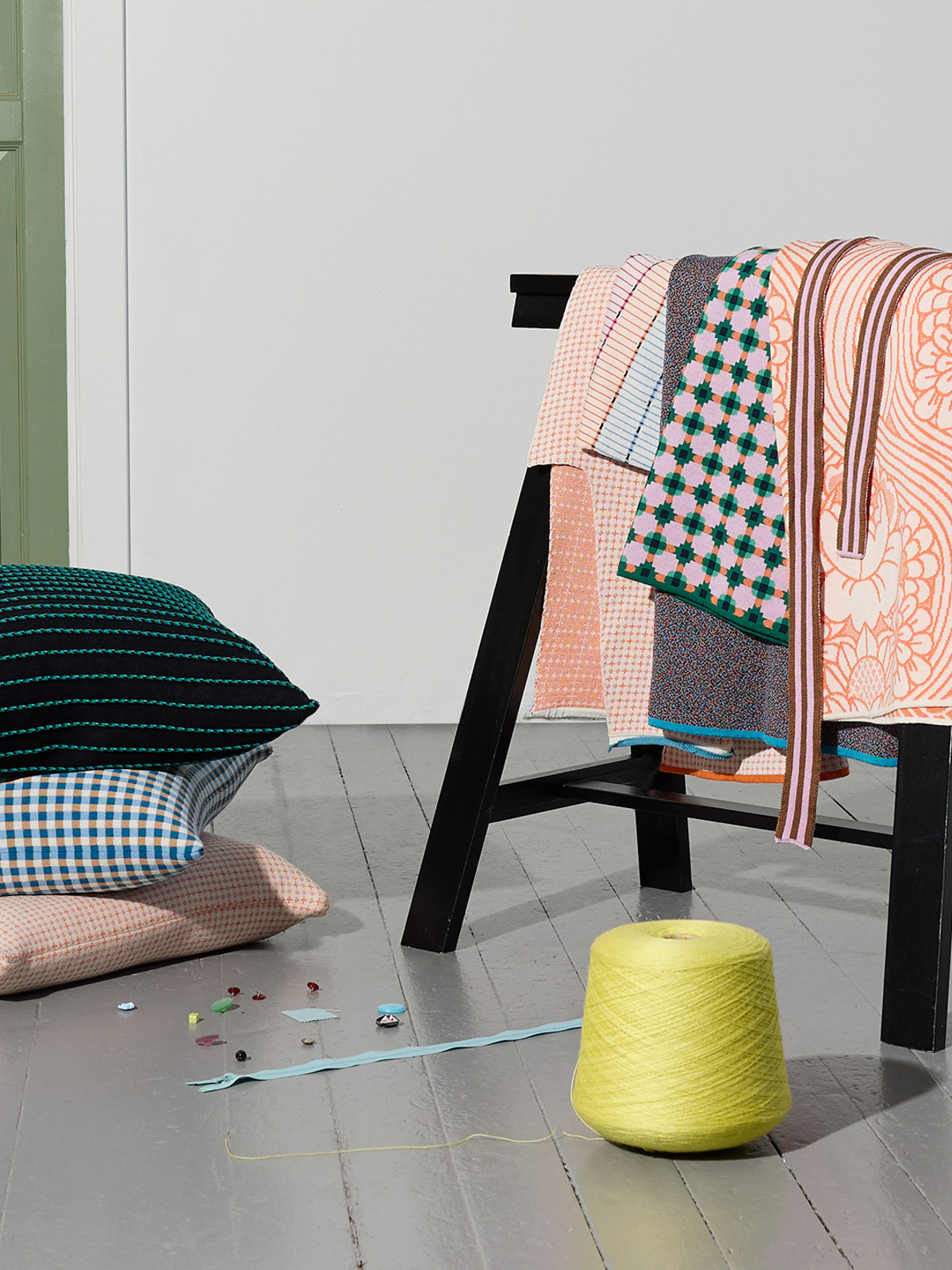 Makers pillow kit image #1