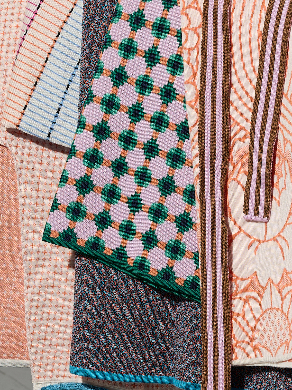 Makers pillow kit image #4