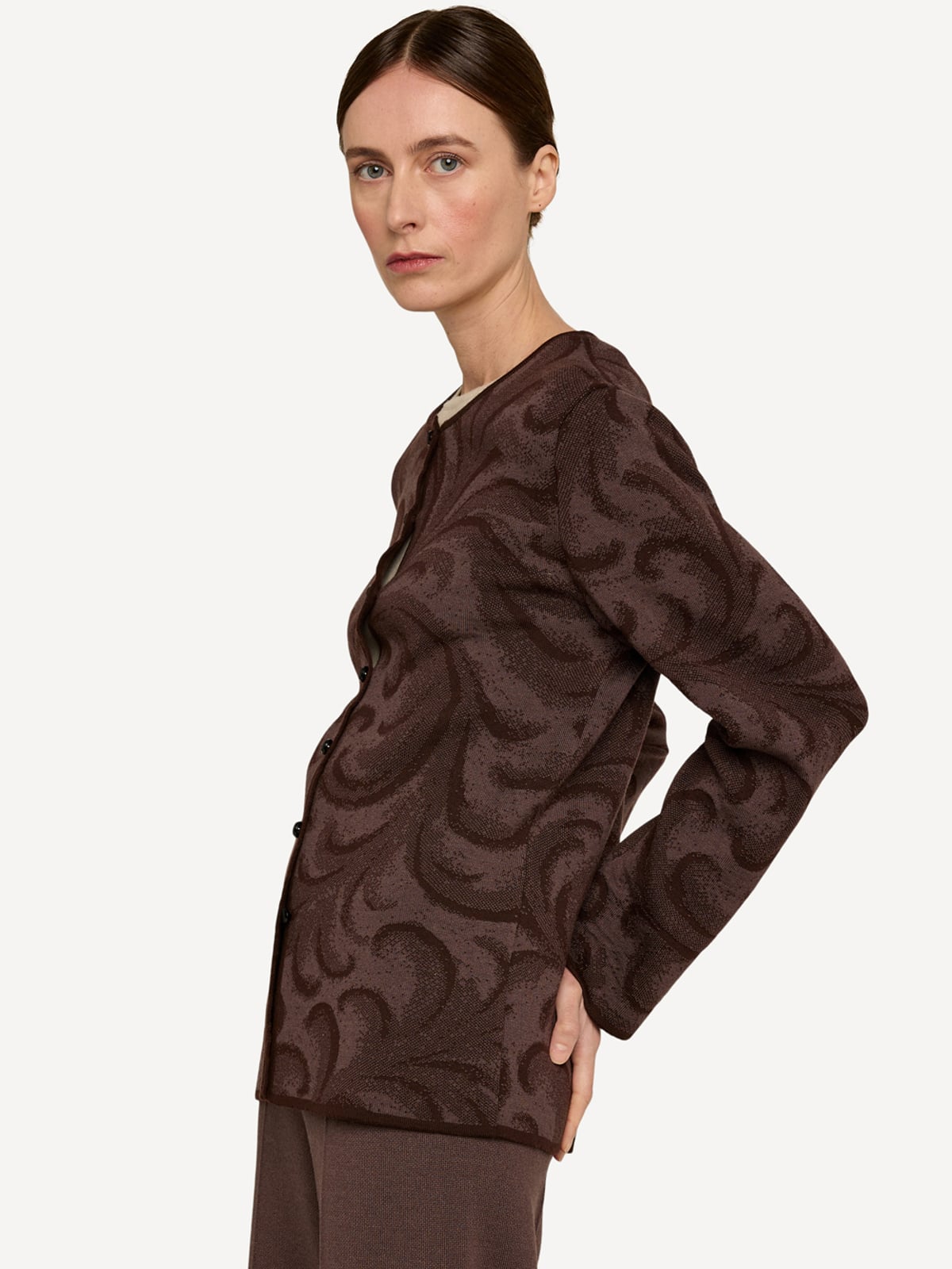 Rosemaling cardigan Grounded image #3