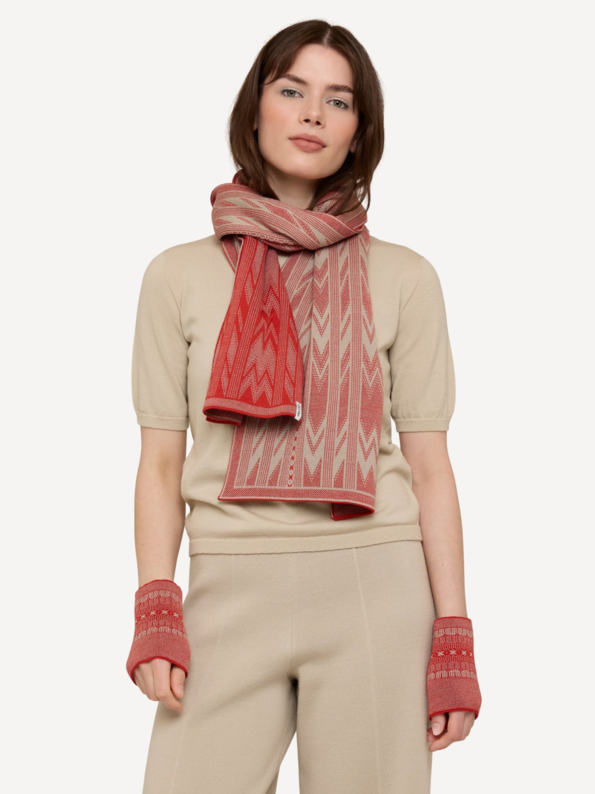 Tapestry scarf Soft vermillion image #2