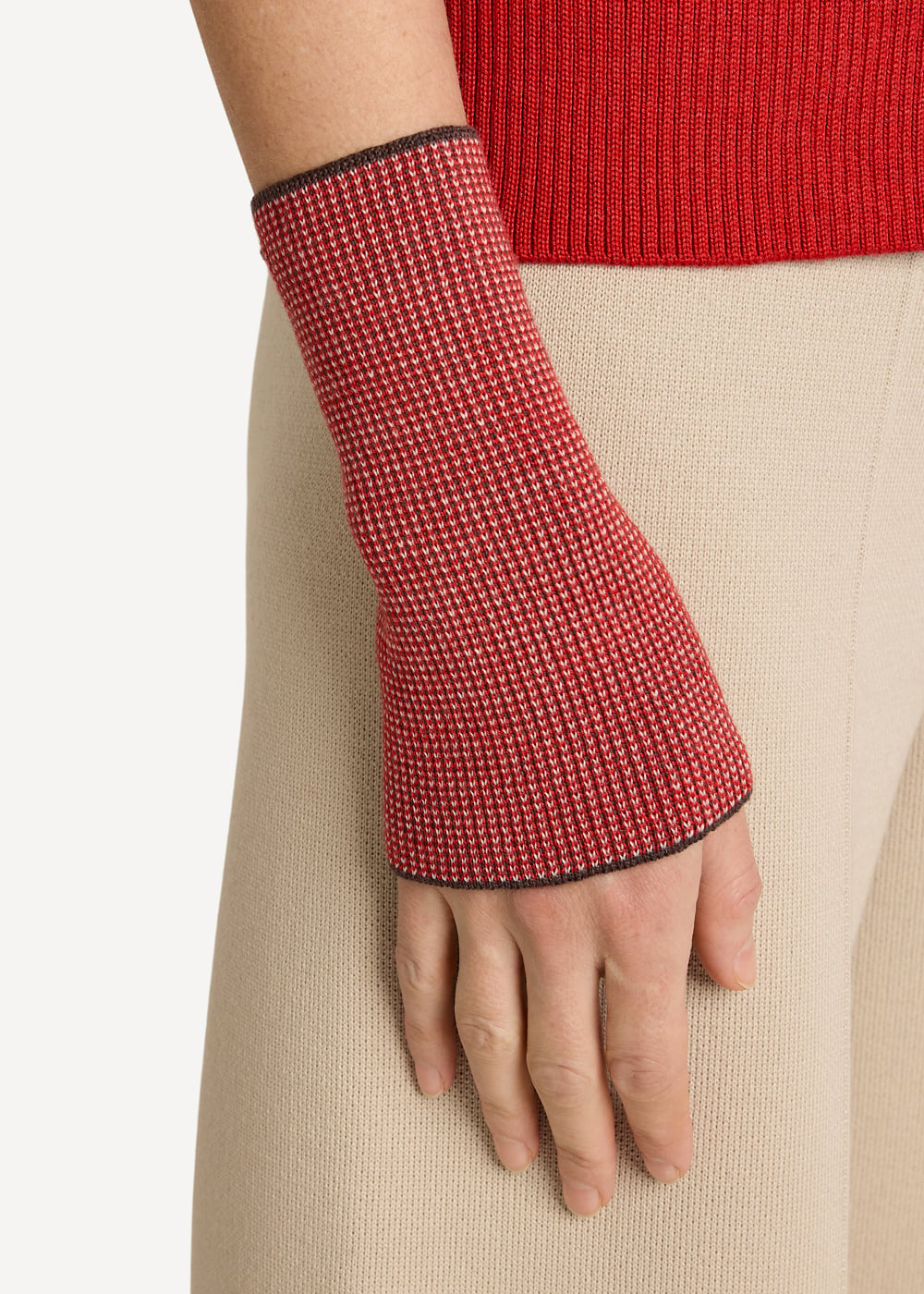 Melderskin wrist warmers Inviting-Inviting-2