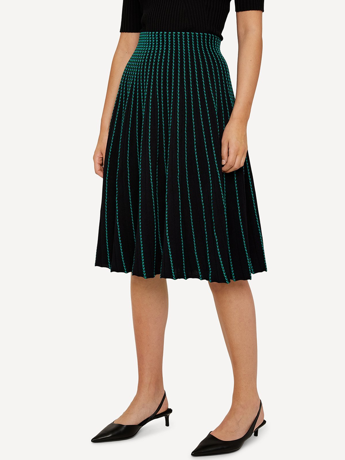 Extra shoelace skirt image #2