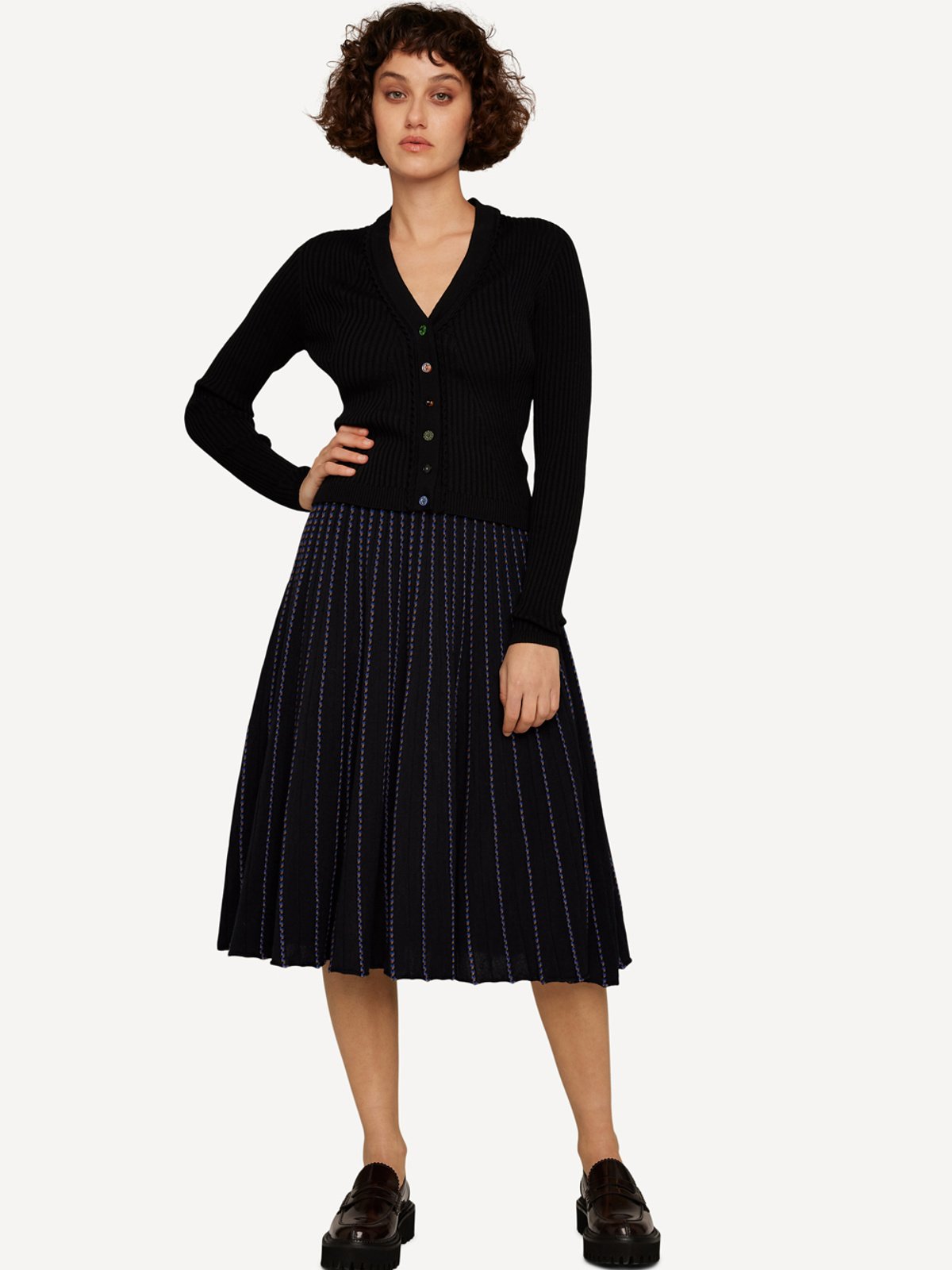 Extra shoelace skirt image #2