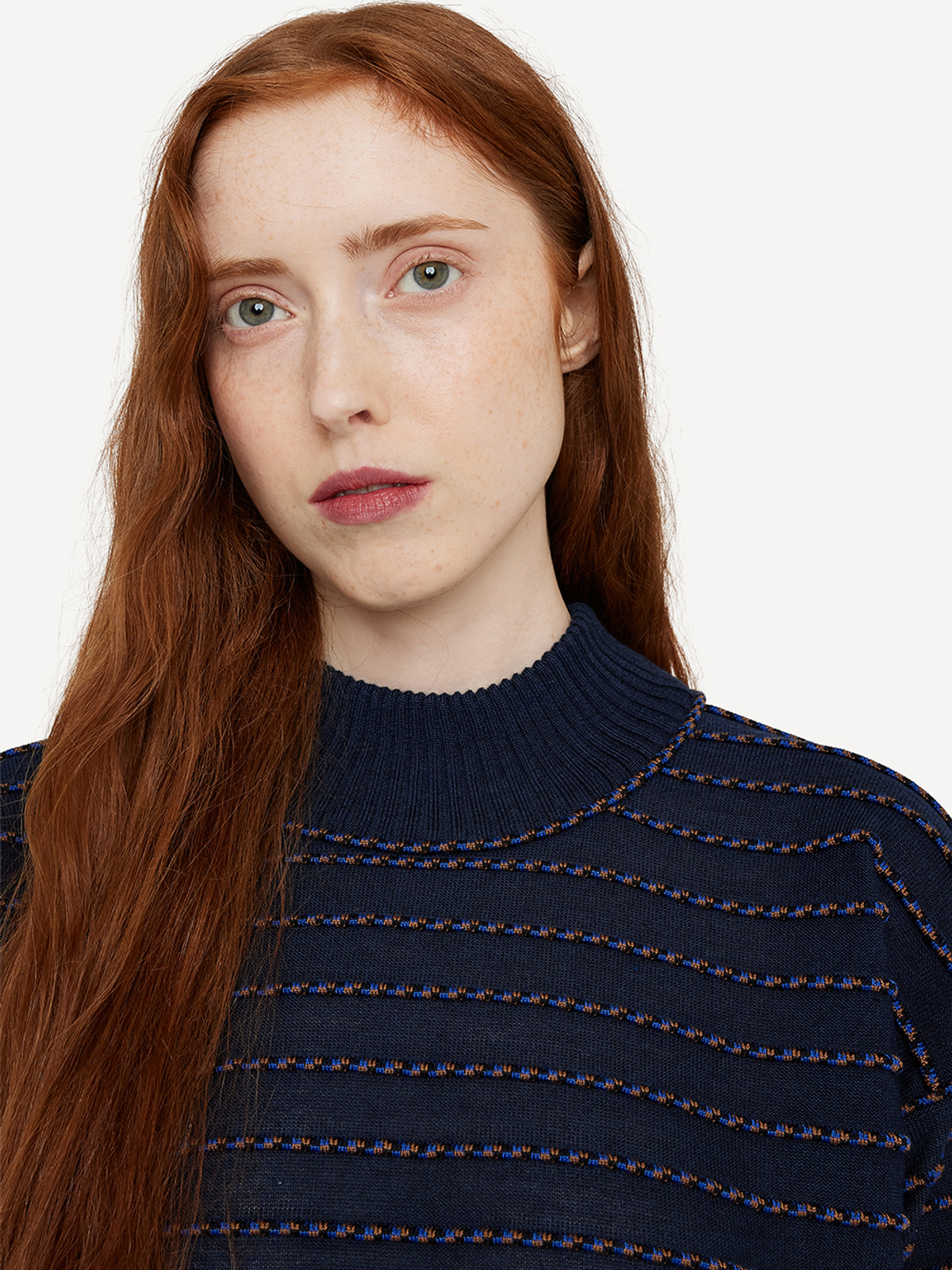 Extra shoelace dress image #4