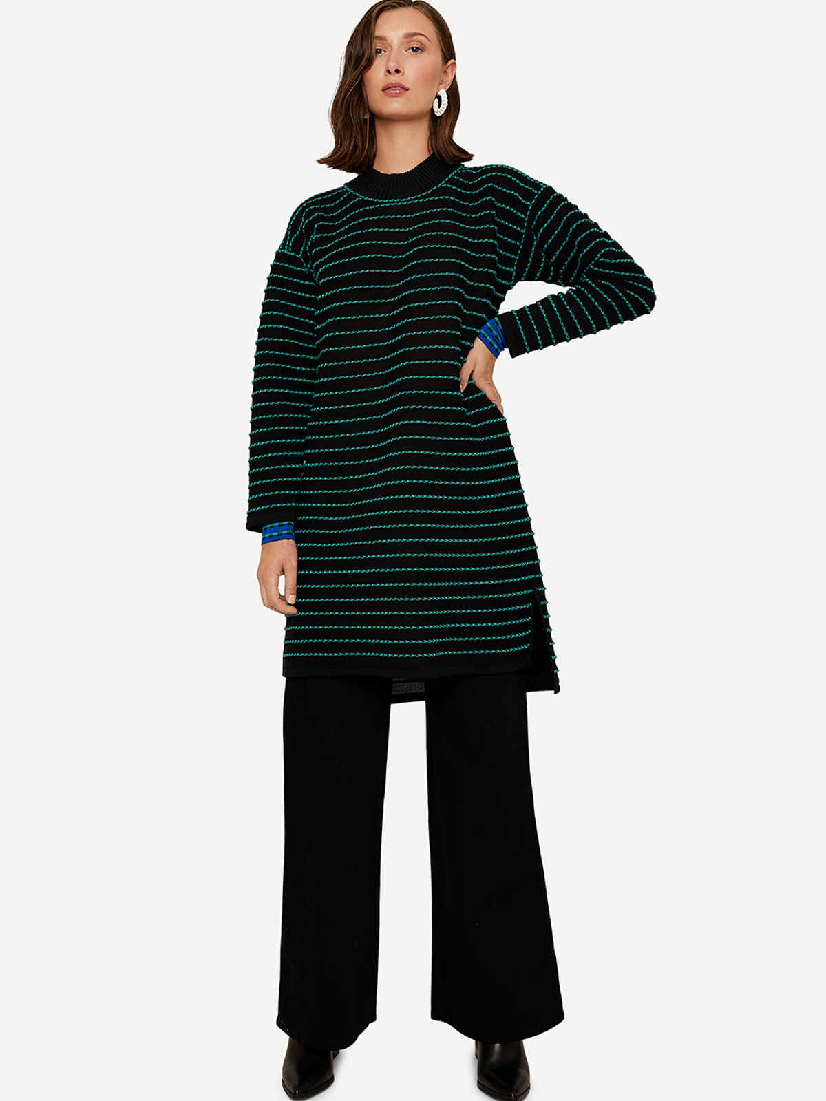 Extra shoelace dress image #2